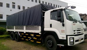 xe tải isuzu 15 tấn thùng mui bạt, màu trắng