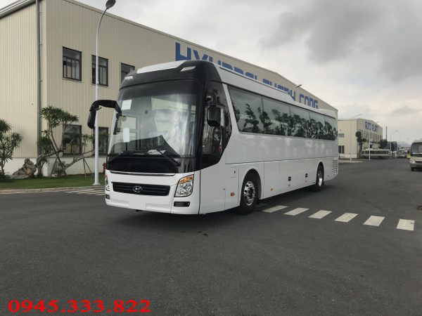 Xe khách hyundai 47 chỗ được nhà máy hyundai Thành Công lắp ráp, Xe nhập khẩu kinh kiện 100% từ Hyundai Hàn Quốc